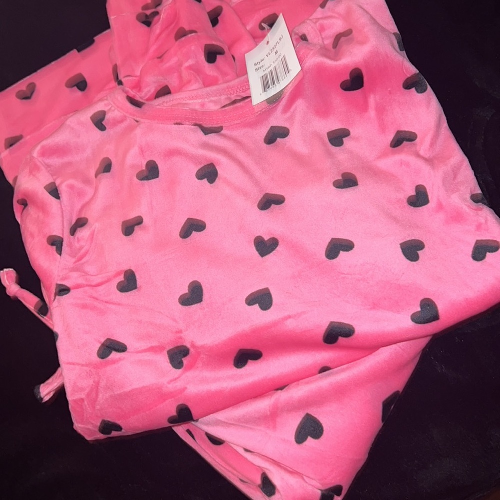 Pink Pajamas with Black Hearts💗